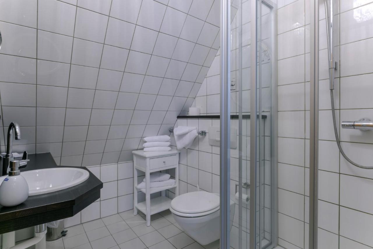 Hotel "Malerwinkel" Gmbh Seeon-Seebruck Pokoj fotografie