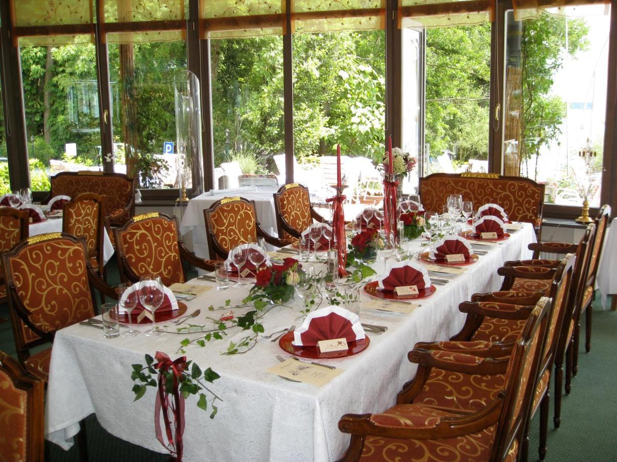 Hotel "Malerwinkel" Gmbh Seeon-Seebruck Pokoj fotografie
