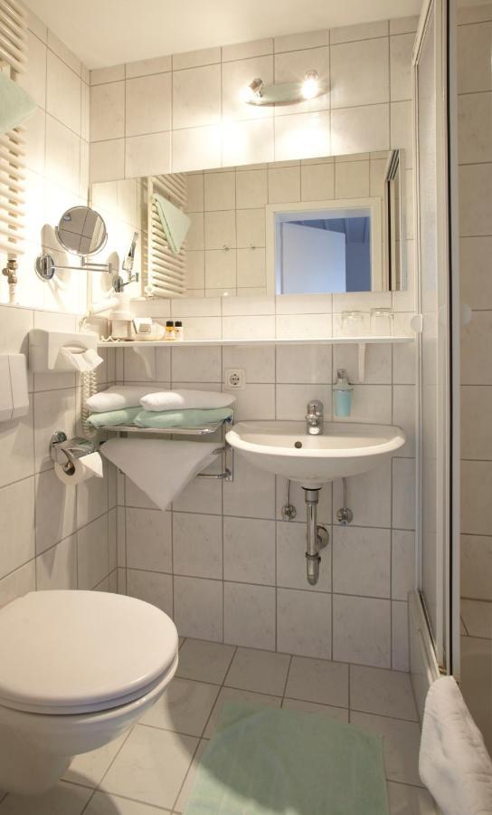 Hotel "Malerwinkel" Gmbh Seeon-Seebruck Pokoj fotografie